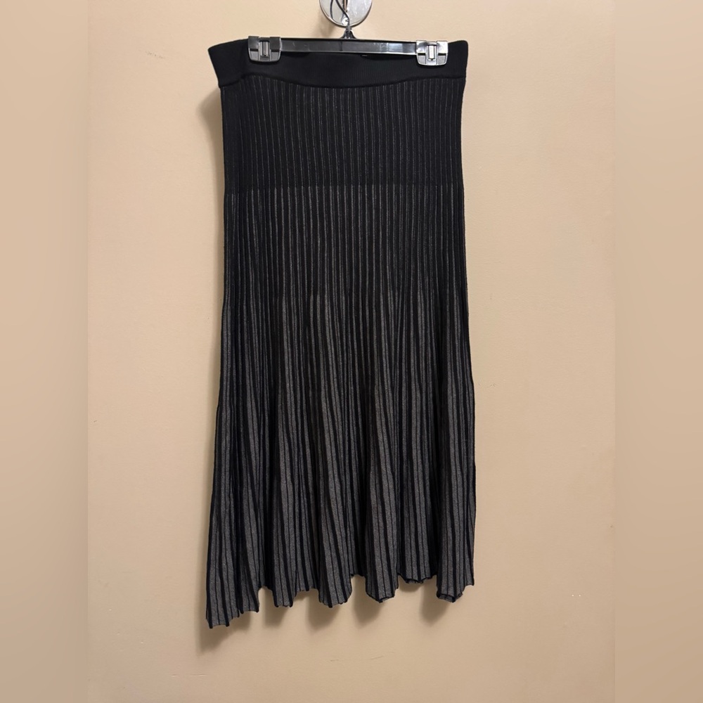 Max Studio Black Pleated Midi Skirt with Subtle Sheen